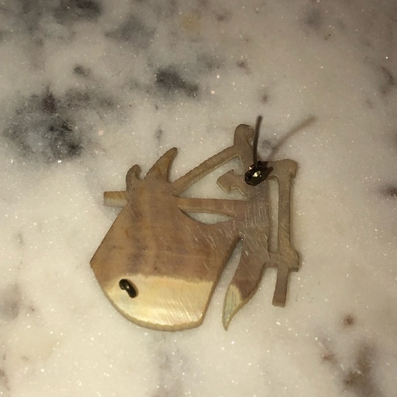 vtg 1930’s Abalone Mother of Pearl Sailboat Brooch C Clasp 1.6” - Picture 5 of 6